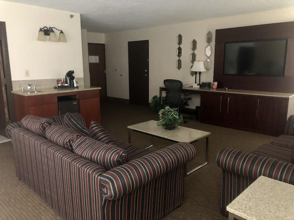 Hotel Wyndham Riverfront Little Rock